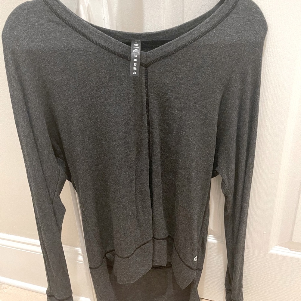 90 degree long sleeve shirt